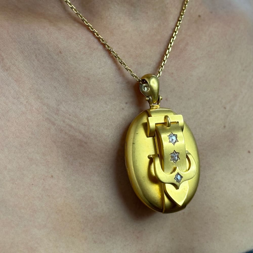 Buckle Me Up Baby - Golconda Jewelry