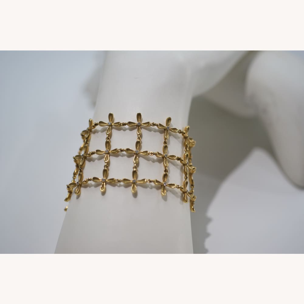 Flowerhead Diamond & 18K Gold Wide Bracelet - Golconda Jewelry