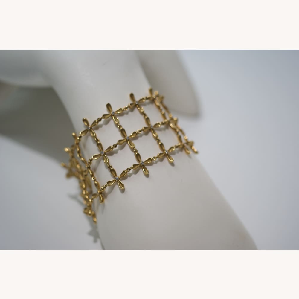 Flowerhead Diamond &amp; 18K Gold Wide Bracelet - Golconda Jewelry