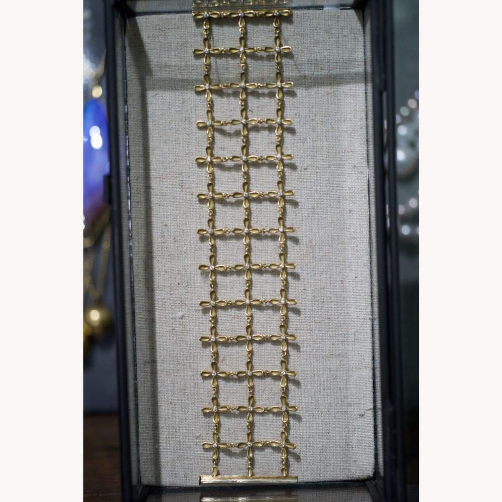 Flowerhead Diamond &amp; 18K Gold Wide Bracelet - Golconda Jewelry