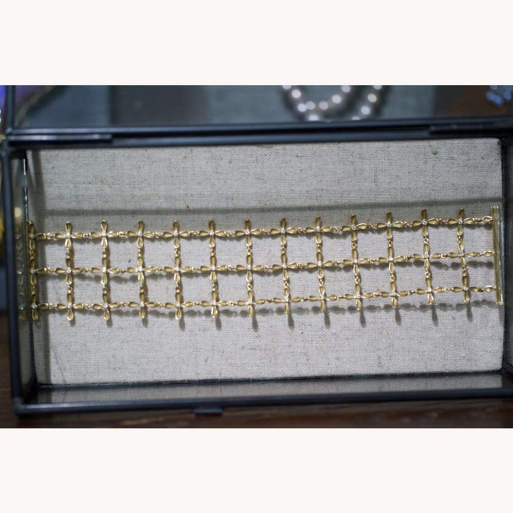Flowerhead Diamond & 18K Gold Wide Bracelet - Golconda Jewelry