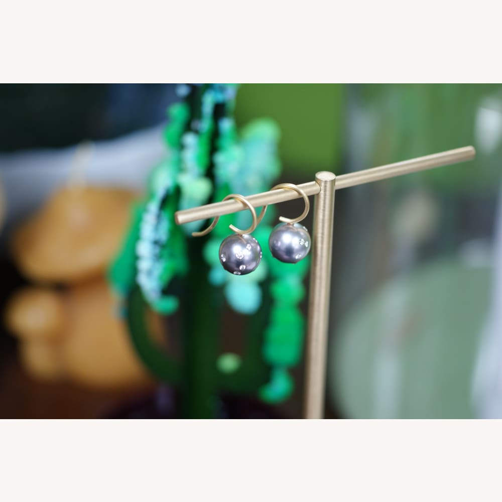Glittering Pearl - Golconda Jewelry